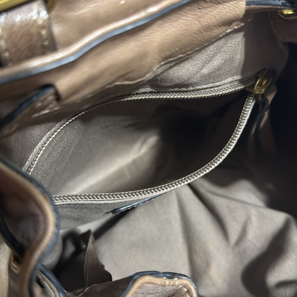 Frye Backpack Bucket Tan Leather Bag Gold Hardware Medium - Picture 9 of 14